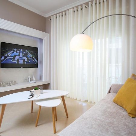 Tafa Deluxe Apartment Vlorë Esterno foto
